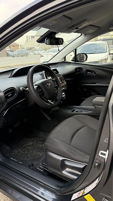 Toyota: Toyota Prius: 2020 г., 1.8 л, Гибрид, Хэтчбэк — 9