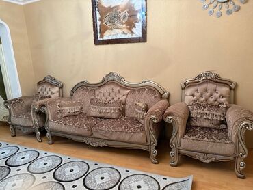 sumqayitda divan: Divan, İşlənmiş, Çatdırılma yoxdur