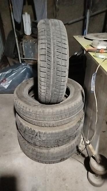 revo: Комплект зимних шин Bridgestone Blizzak Revo GZ жирный комплект 80-85 — 1