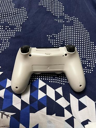 Техника и электроника: 🎮 PS4 joystick (Ag rəngdə) PS4 üçün joystick satılır. Original çox — 2