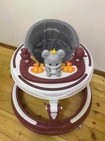 Yerimək üçün arabalar, çəliklər, əsalar, rollatorlar: Uşaq gəzdirəni (baby walker) - Rənglər: tünd qırmızı/şabalıdı və ağ — 4