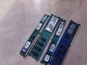 diz üstü kompüterlər: Operativ yaddaş (RAM) Gigabyte, 4 GB, 3000 Mhz, DDR3, PC üçün, İşlənmiş