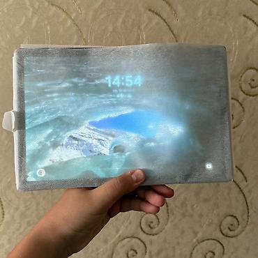 samsung tab a9: Samsung Galaxy Tab A8 planşeti. Şəkillərdə qutu üzərində model və — 4