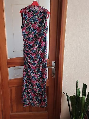 Satılır qadın donları. Şəkillərdə 3 fərqli model təqdim olunur: 1