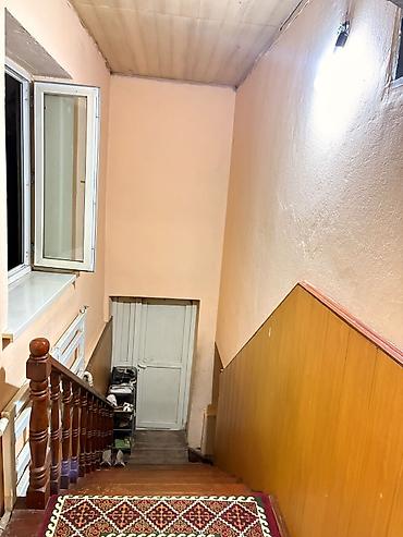 Продажа коттеджей и домов: Сдаю дом 100 кв м подвал үч 10 сот времянка отоливается Центральная — 6