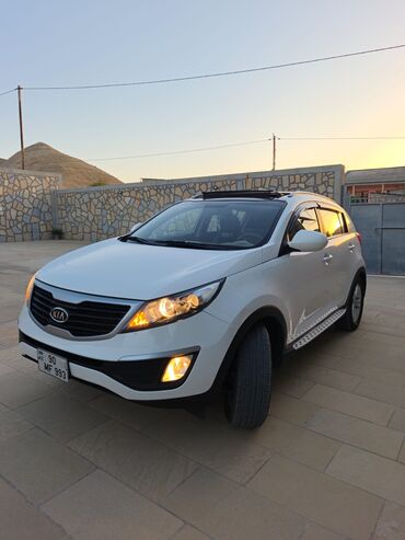 Kia: Kia Sportage: 2.4 l | 2011 il Sedan — 15