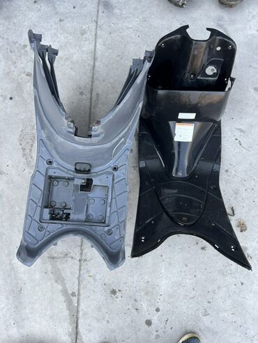 Скутеры: Различные оригинальные запчасти для скутеров Honda Dio и Suzuki. В — 6