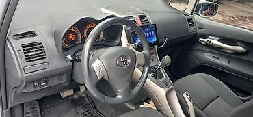 Toyota: Toyota Auris: 2007 г., 1.6 л, Робот, Бензин, Хэтчбэк — 9