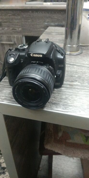 canon eos 550d kit 18 55mm: Фотоаппараты
