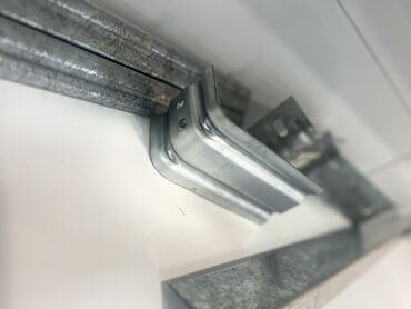 Другие строительные материалы: Направляющий уголок Т-образный профель Фасадные кранштеины Все для — 5