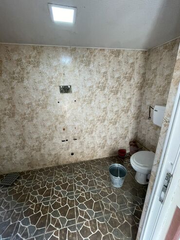 Həyət evləri və villaların satışı: Goygol rayonu Awigli kendi 1 ci perevaldan 50 metr awagi. Ev 2 — 5