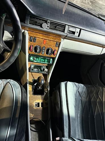 Mercedes-Benz: Mercedes-Benz W124: 1994 г., 2.2 л, Механика, Бензин, Седан — 8