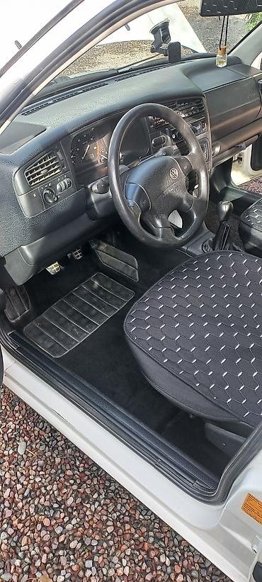 range over: Volkswagen Golf: 1995 г., 1.9 л, Механика, Дизель, Хэтчбэк — 3
