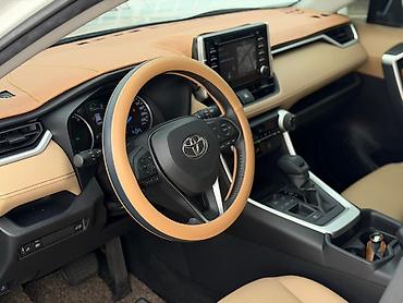 d 4d: Toyota RAV4: 2021 г., 2.5 л, Автомат, Гибрид, Кроссовер — 2