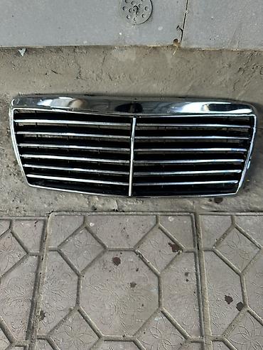 радиатор на аутбек: Продаю Решётка радиатора для Mercedes w124 от ешки !!! — 3