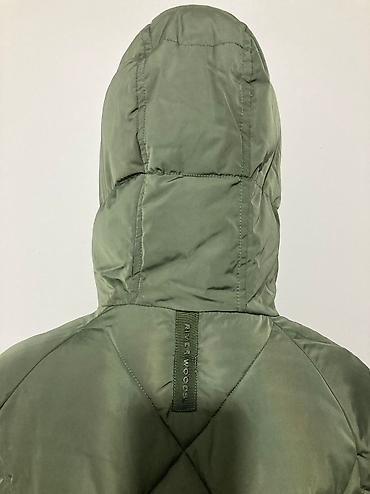 Пуховики и зимние куртки: Пуховик, По колено, США, С капюшоном, С поясом, Стеганый, L — 3