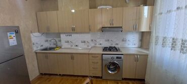 Uzunmüddətli kirayə mənzillər: Nizami Rayonu Neftçilər Xəzər İnşaat 3 otaq. Mərtəbə - 16/2 Otaq sayı — 7