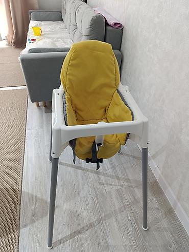 мебельный домкрат: Стульчик для кормления, Б/у, Ikea, Пластик, цвет - Белый, Платная доставка — 1