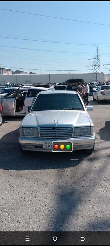 Транспорт: Mercedes-Benz 190: 2 л | 1992 г. Седан — 8
