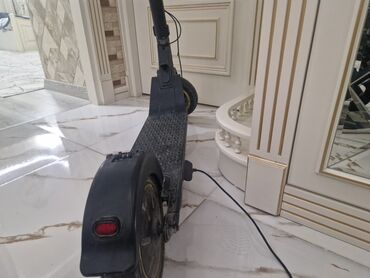 Elektrikli samokatlar: Elikdirikli samakat km mp 20-30 qabağ təkər üsdündə çatlaq var — 6
