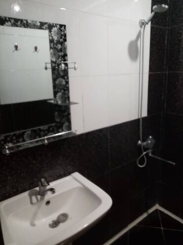 Uzunmüddətli kirayə mənzillər: Nəsimi rayonu 4 mikrorayon Zərifə Əliyeva adına Göz xəstəxanası ilə — 8