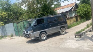 бампер на нексия 1: Mitsubishi Delica: 1993 г., 2.5 л, Автомат, Дизель, Внедорожник