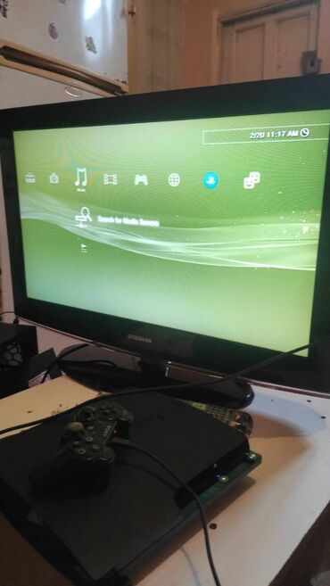 PS3 (Sony PlayStation 3): Ps 3 slim. Diskavidu deyese ishlenmir icinde oyun yoxdu. Pult