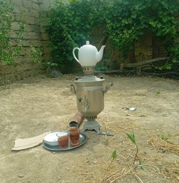 Samovarlar: İşlənmiş Od Samovar, 5 l, Ünvandan götürmə