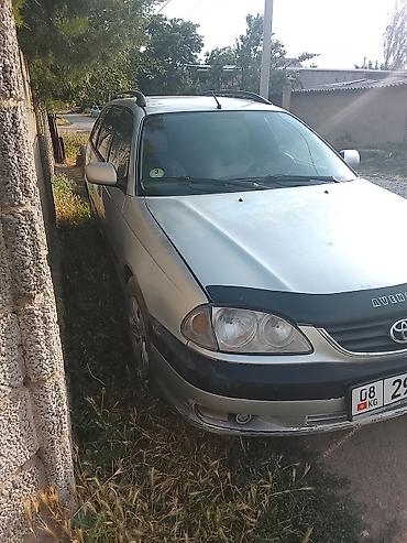 daf 75: Toyota Avensis: 2000 г., 2 л, Механика, Дизель, Универсал — 1