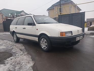 Volkswagen: Volkswagen Passat Variant: 1992 г., 1.8 л, Механика, Бензин, Универсал — 2