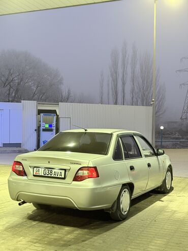 Daewoo: Daewoo Nexia: 2008 г., 1.5 л, Механика, Бензин, Седан — 10