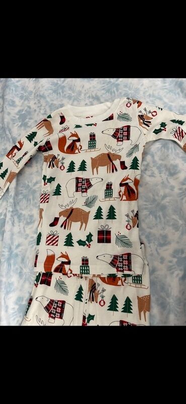 трикотажные юбки для девочек: Uşaq üçün Yeni il temalı pijama dəsti - 2 hissə: uzunqollu köynək və