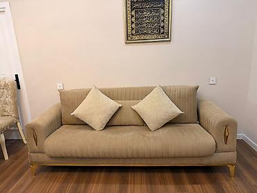 Qiymət 250azn. Divan tecili satilir: achilir, iri bazalidir unvan lalafo.az -da Qiymət 250azn. Divan tecili satilir: achilir, iri bazalidir unvan