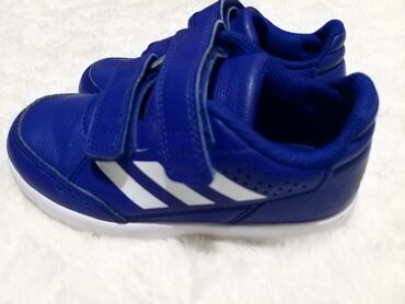 odelo za krstenje bebe: Kao nove -Adidas orig.kao nove br 27,oko 16.6-17 cm ug Nosene 3x max