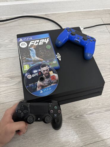 продаю срочно нужны деньги: PlayStation 4 Pro 1tb Состояние хорошее Чуть шумит,нужна чистка Все