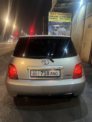 Toyota: Toyota ist: 2003 г., 1.3 л, Хэтчбэк — 8