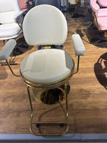Salon, tibbi kreslolar: Yeni, Saş kəsimi kreslosu