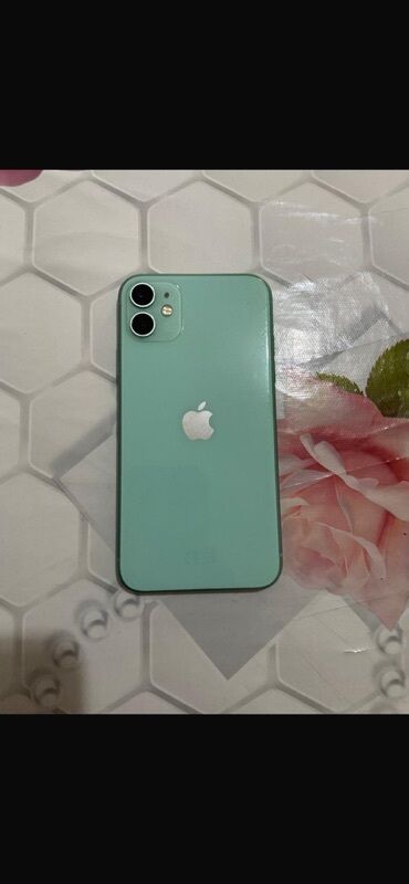 купить ноутбук в рассрочку бишкек: IPhone 11, Б/у, 128 ГБ, Зеленый, Чехол