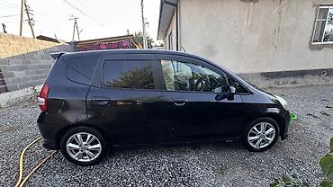 примоток: Honda Fit: 2003 г., 1.3 л, Вариатор, Бензин, Хэтчбэк — 4