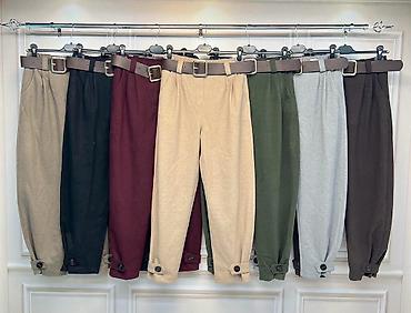 crocks 41: Pantalone
Cena 2.900 dinara
Uni vel.
Vel.23 — 7