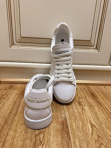 brend ayaqqabılar: Məhsul: 2 cüt qadın ayaqqabısı seti Orginal🔥🔥 1) Ağ dəri sneakers – — 4