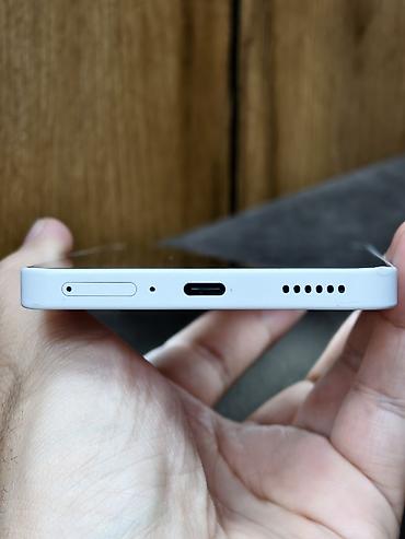 Nothing: Nothing Phone (3a), 12/256 - Память: 12 ГБ ОЗУ и 256 ГБ встроенной — 7