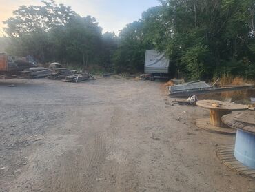 Anbar və emalatxanalar: Dərnəgüldə,7ci mikrorayonda 210 kv obyekt icarəyə verilir.Əlavə də — 2