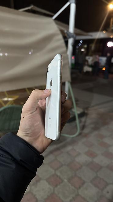 Apple iPhone: IPhone Xr, Б/у, 64 ГБ, Белый, 78 % — 5