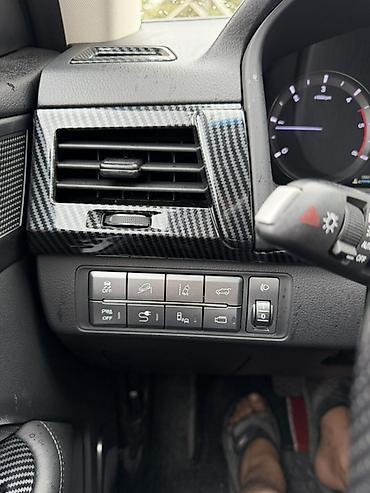 2 моно: Ssangyong Rexton: 2020 г., 2.2 л, Автомат, Дизель, Внедорожник — 10