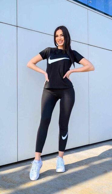 Kompleti: Akcijaš Dva kompleta 3300 din Jedan komplet 2000 S, M, L i XL Pamuk na lalafo.rs ā 2 Kompleti: Akcijaš Dva kompleta 3300 din Jedan komplet 2000 S, M, L i XL Pamuk ā 2