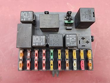 Auto delovi: Tabla osiguraca Lada 110-111-112 br.2. Polovno, ocuvano. Skinuto sa — 2