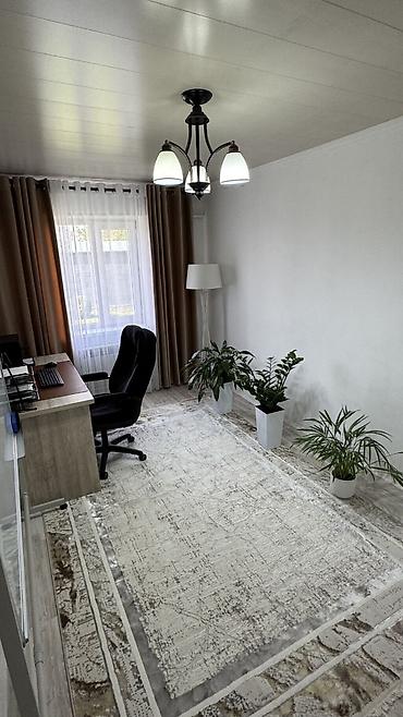 Продажа коттеджей и домов: 🏡 Продаётся дом с евроремонтом 📍 Район: ж/м Ак-Орго 🏠 Площадь дома — 9