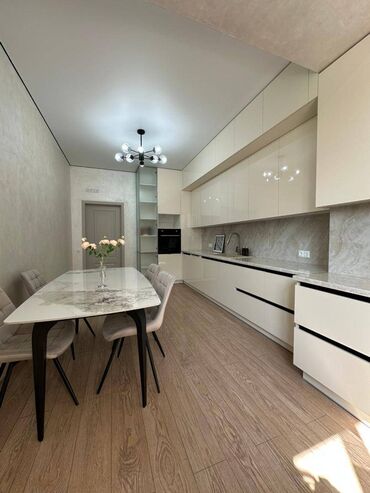 частные дома: 3 комнаты, 108 м², Элитка, 7 этаж, Евроремонт