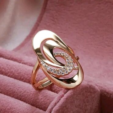 Rings: Women's ring, Material: Cubic zirconia